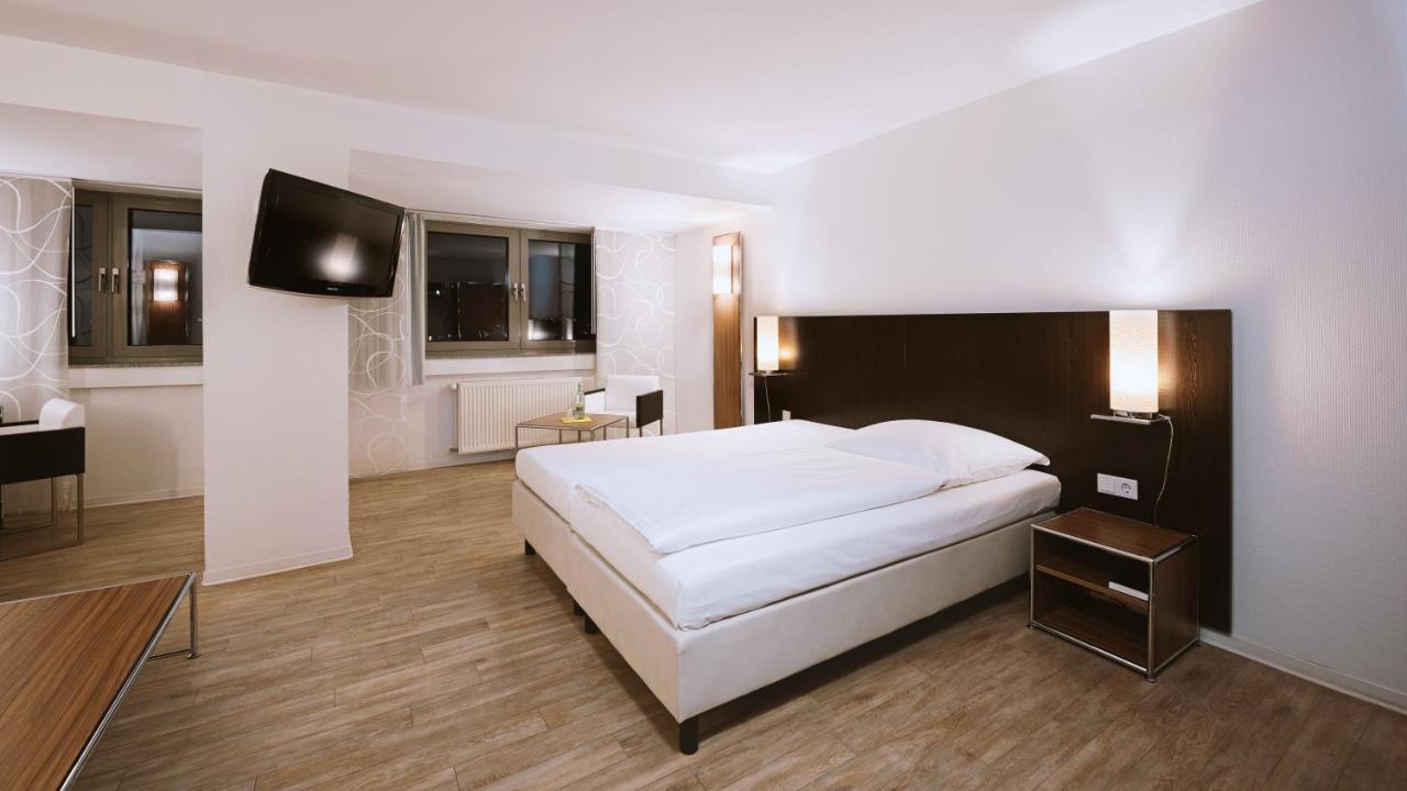 Panorama Hotel ชไวน์ฟอร์ท ภายนอก รูปภาพ