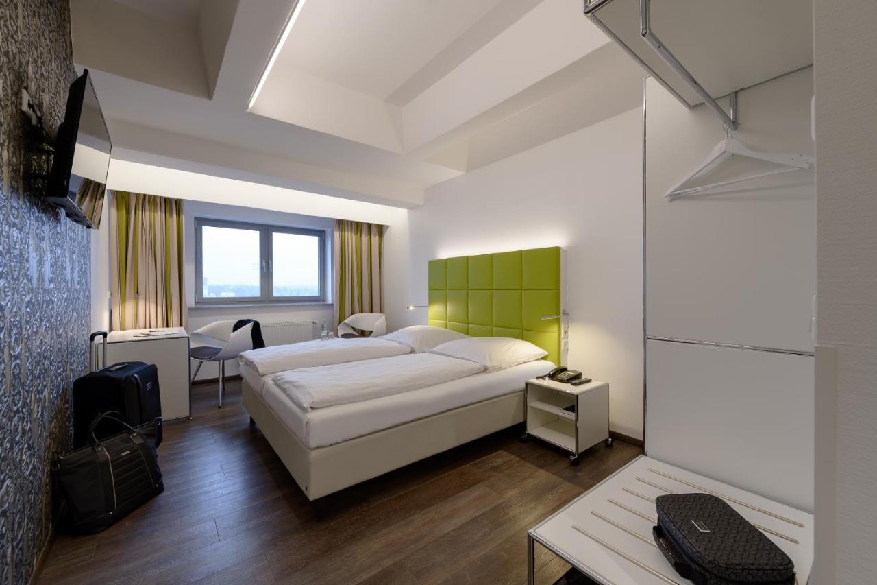 Panorama Hotel ชไวน์ฟอร์ท ภายนอก รูปภาพ